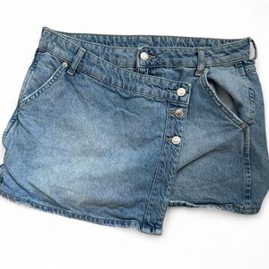 Free People Denim Blue Jean skirt with front button layered